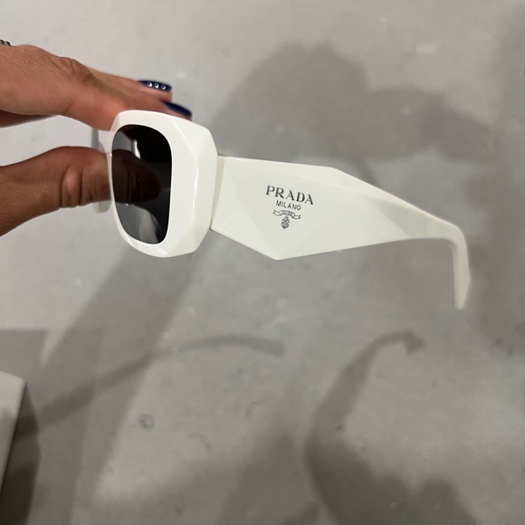 Scultoreo Narrow White & Dark Grey Prada Sunglasses - Picture 5 of 11